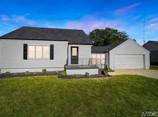 724 Suthoff St, Delphos, OH 45833