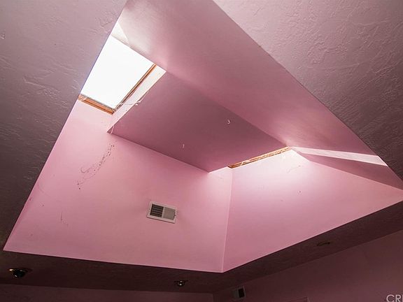 5th image of 22531 Cass Ave