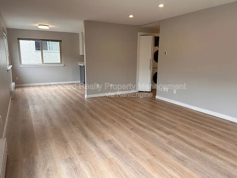 2233 NW 59th St #3 — Photo 4