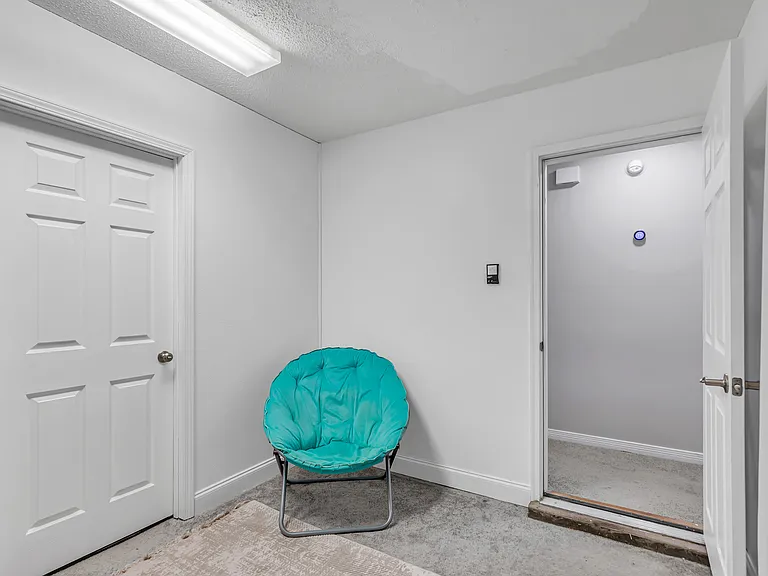 4 Falcon Ridge Ln — Photo 4