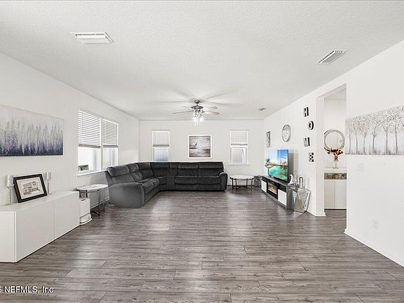 5th image of 2948 LAUREL SPRINGS Drive