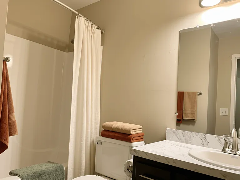 Greyberry Park Apartments — Photo 6