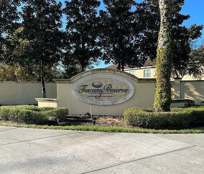 1282 Clove Dr — Photo 1