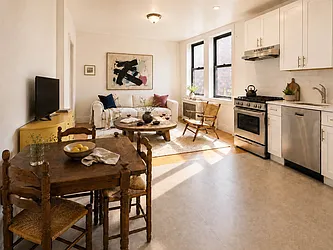 320 Ocean Parkway, #E8