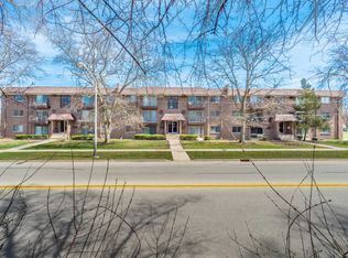245 Mill Rd #1C, Addison, IL 60101