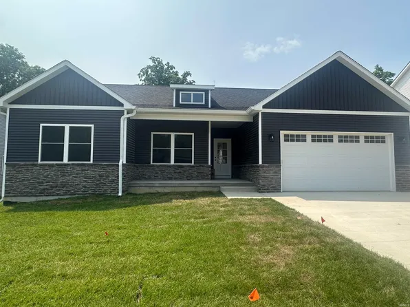 922 S Lantern Ln, Ellettsville, IN 47429