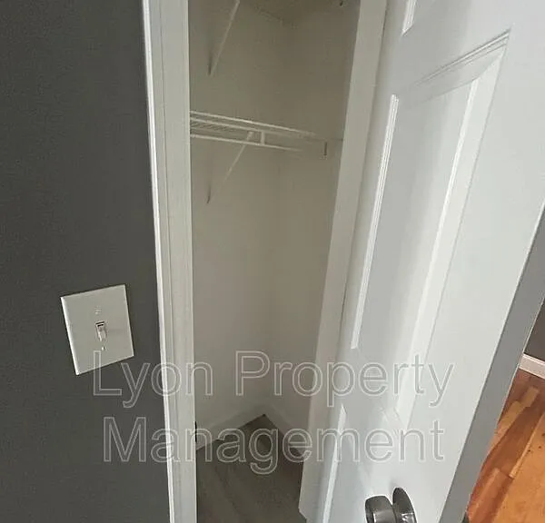 156 Pleasant St #3 — Photo 14
