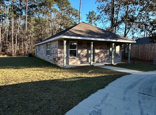 5705 Midway St, Ocean Springs, MS 39564