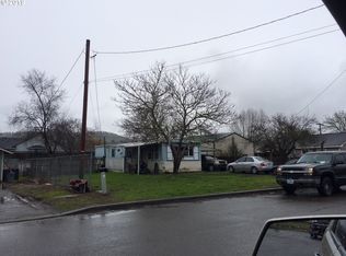 2180 Edna Ave, Roseburg, OR 97471