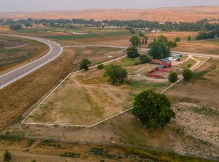 98 Decker Rd, Sheridan, WY 82801
