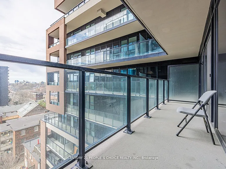 270 Dufferin St #713 — Photo 22