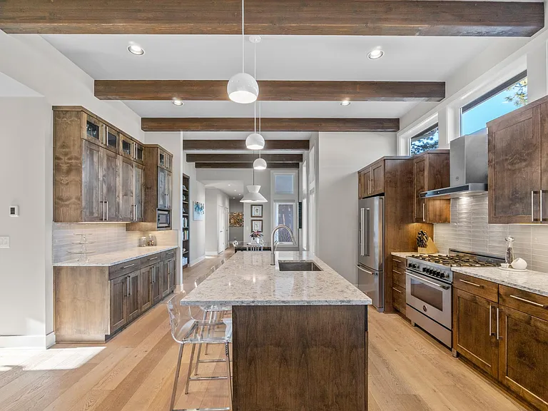 62719 Mehama Dr — Photo 14
