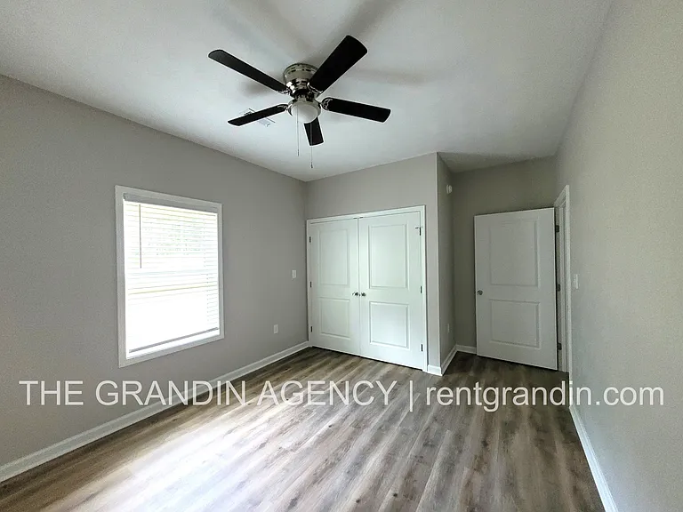 315 Trinity Rd — Photo 7