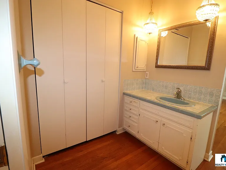 3800 Calvert St — Photo 13