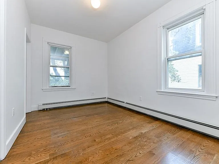 45 Beech Glen St #2 — Photo 15