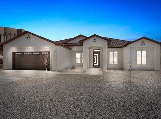 524 4th St NE, Rio Rancho, NM 87124
