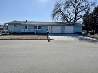 865 5th St, Fennimore, WI 53809