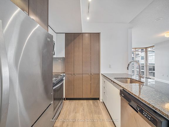 5th image of 9 Valhalla Inn Rd #2107