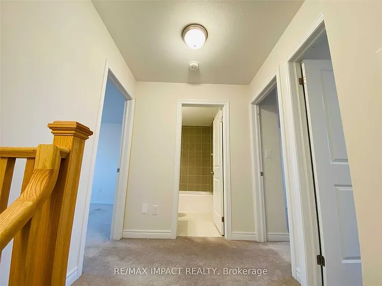 867 Broadway Blvd — Photo 9