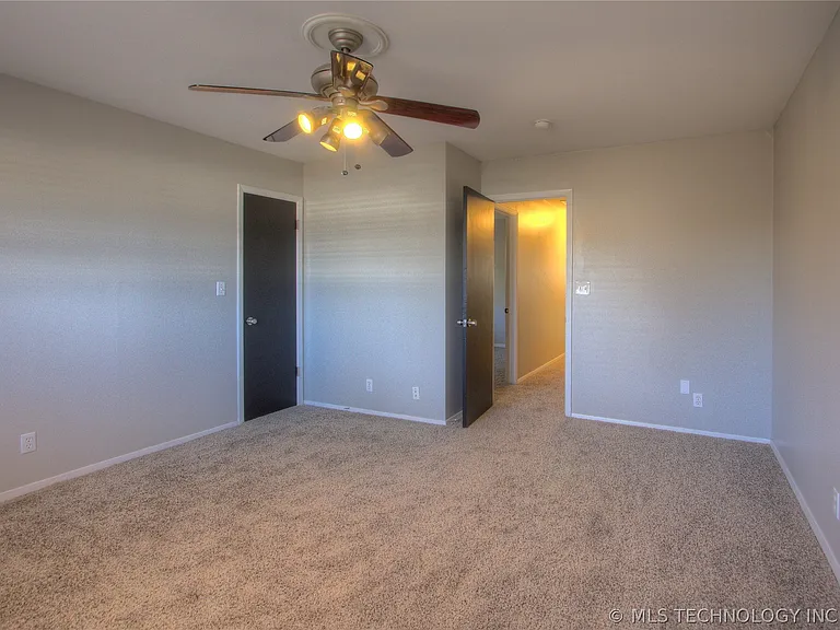 6635 E 54th St — Photo 20