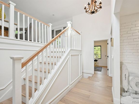 4th image of 2820 Joyce St
