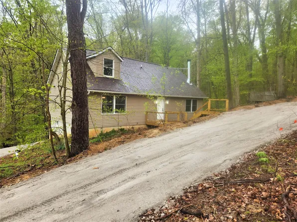 1940 Moosejaw Ct SE, Sugar Grove, OH 43155