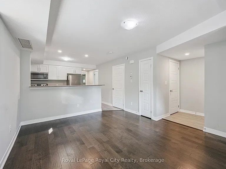 190 Century Hill Dr #C1 — Photo 6