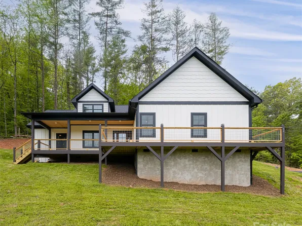 82 Arrowood Rd, Weaverville, NC 28787