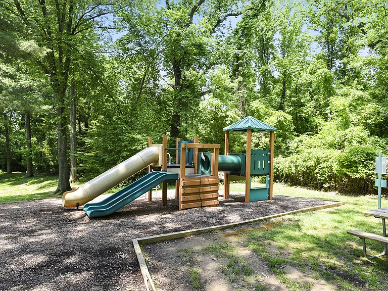 7621 Tremayne Pl #111 — Photo 31