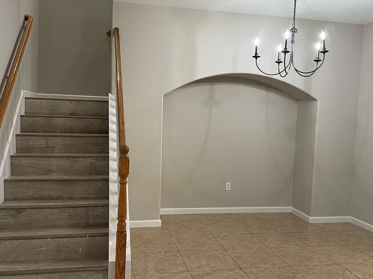 2090 Sierra View Cir #3 — Photo 9