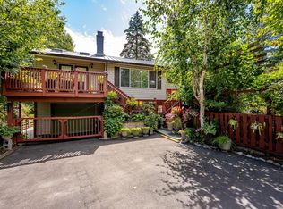 380 Sable Pl, Comox, BC V9M 2E1