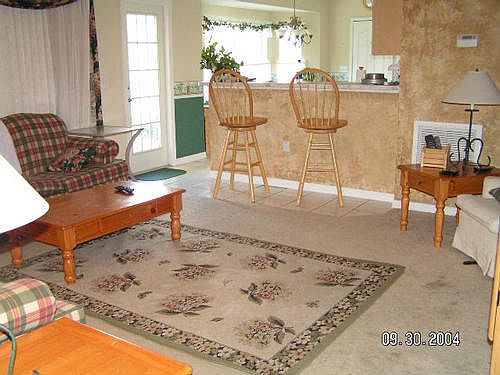 2nd image of 958 N Union Cir