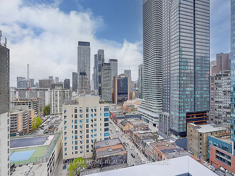 3 Gloucester St #1809 — Photo 35
