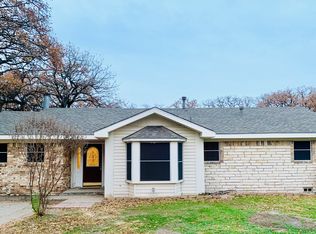 1224 Dora St, Bedford, TX 76022