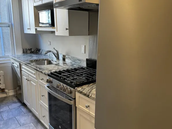 1675 Massachusetts Ave #4, Cambridge, MA 02138