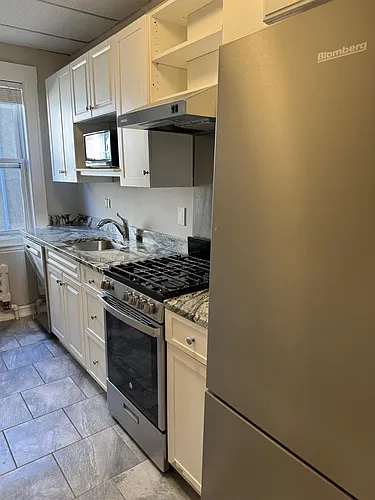 1675 Massachusetts Ave #4 Photo 1