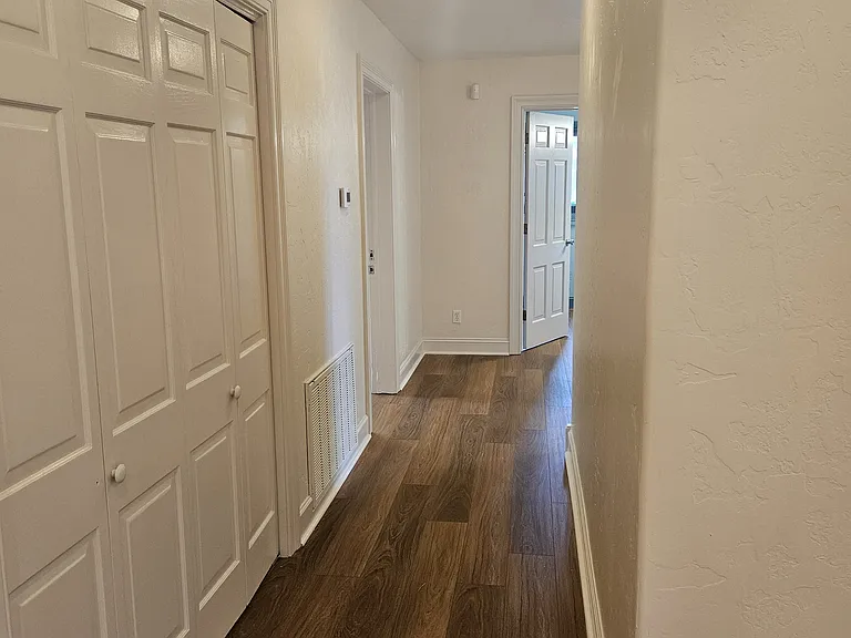 107 E Aspen Ln — Photo 44