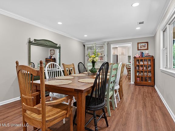 5th image of 6815 Whippoorwill Rd
