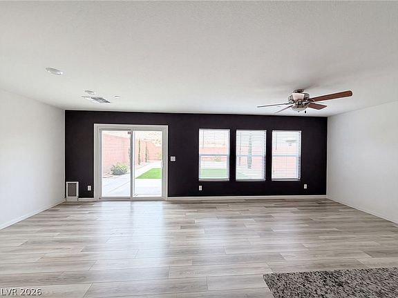 3rd image of 5627 Ridge Run St