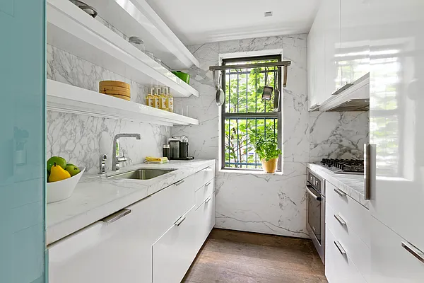 Sold by Compass | media 4