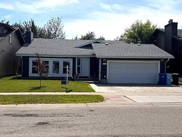 1st image of 188 NW Blanchett Rd