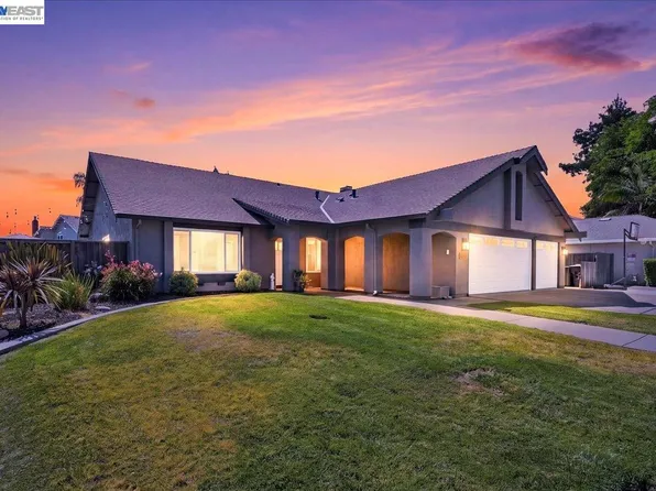 510 Forest Hills Dr, Tracy, CA 95376