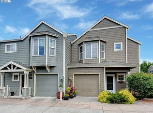 2661 NE 6th Pl, Portland, OR 97212