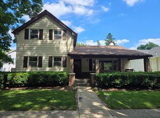 1109 Center St, Lake Geneva, WI 53147