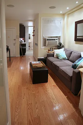 Rented by NextStopNY | media 9
