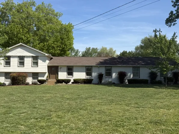 207 Montchanin Rd, Old Hickory, TN 37138