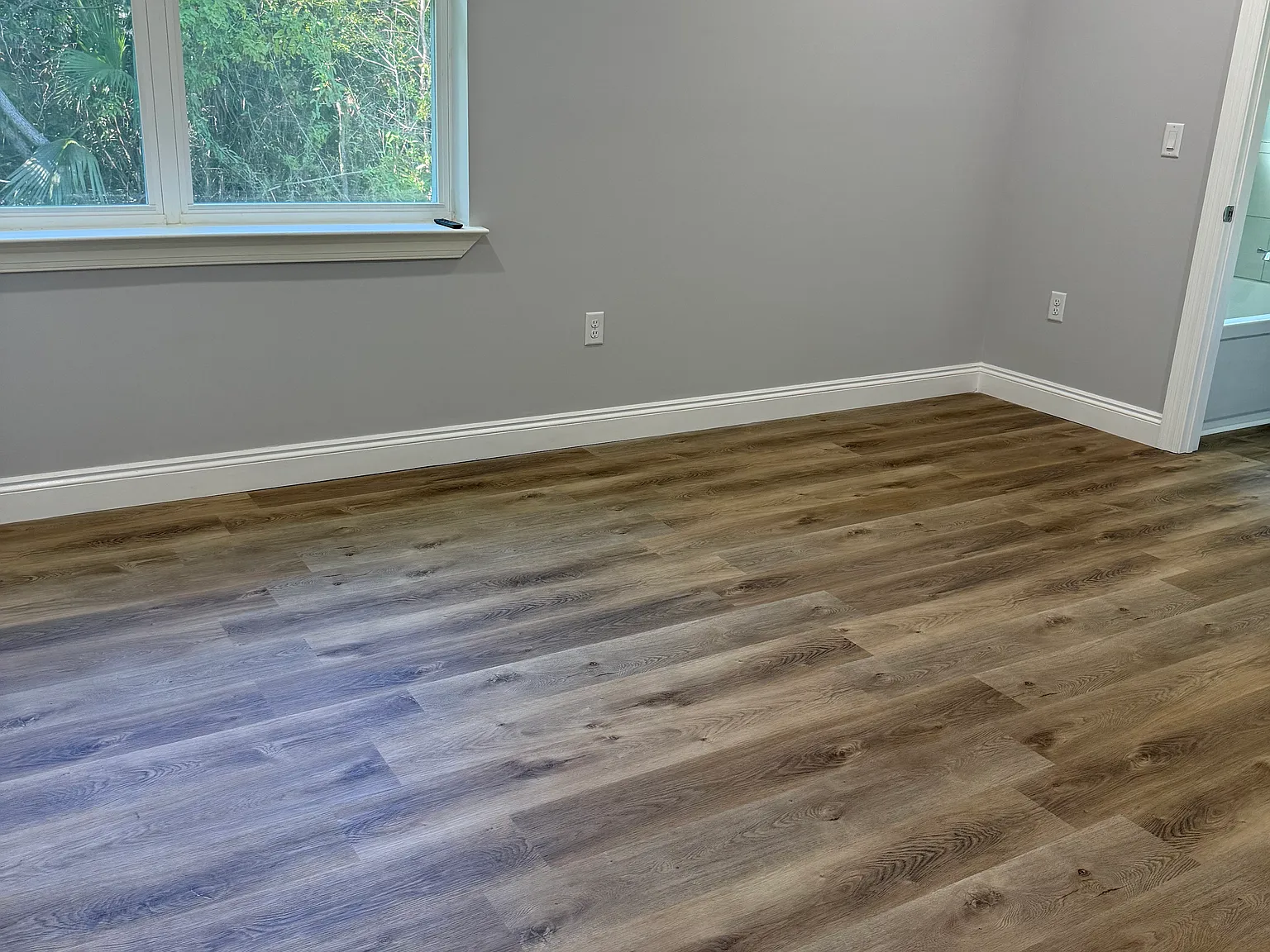 3 bed, 1350 sqft, $2,100 — Photo 3
