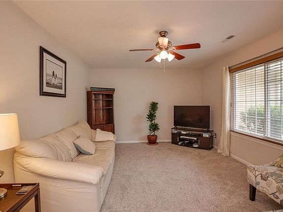 3rd image of 540 King Richard Dr