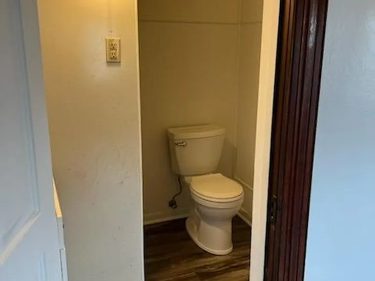 16 Circular St — Photo 8