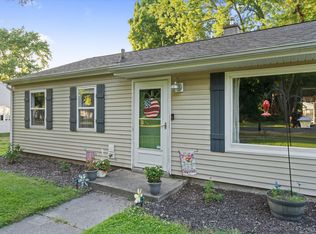 2112 Miller Dr, Niles, MI 49120